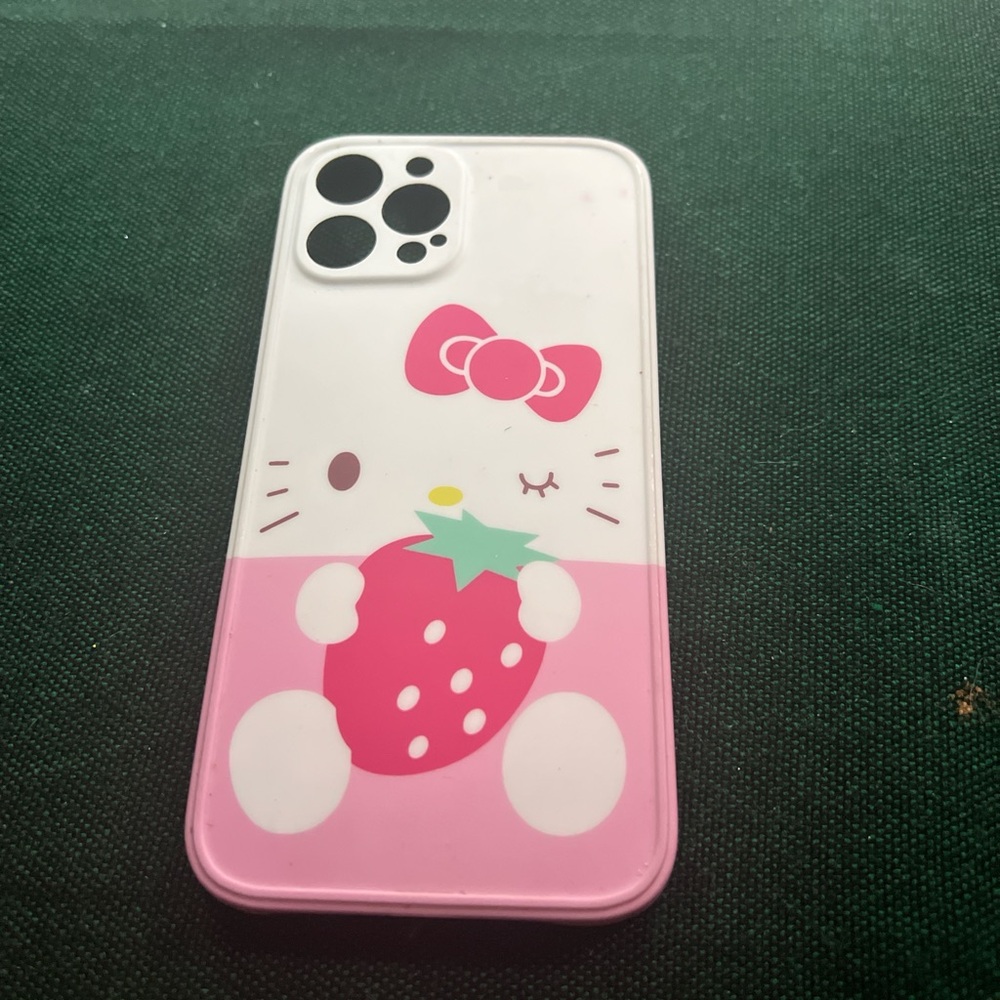 Hello Kitty Pink Phone Case 12 pro max